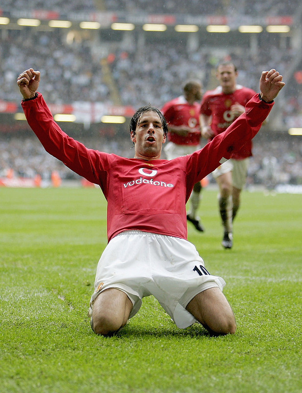 关于荷兰横扫丹麦，戈麦斯刷新纪录的信息