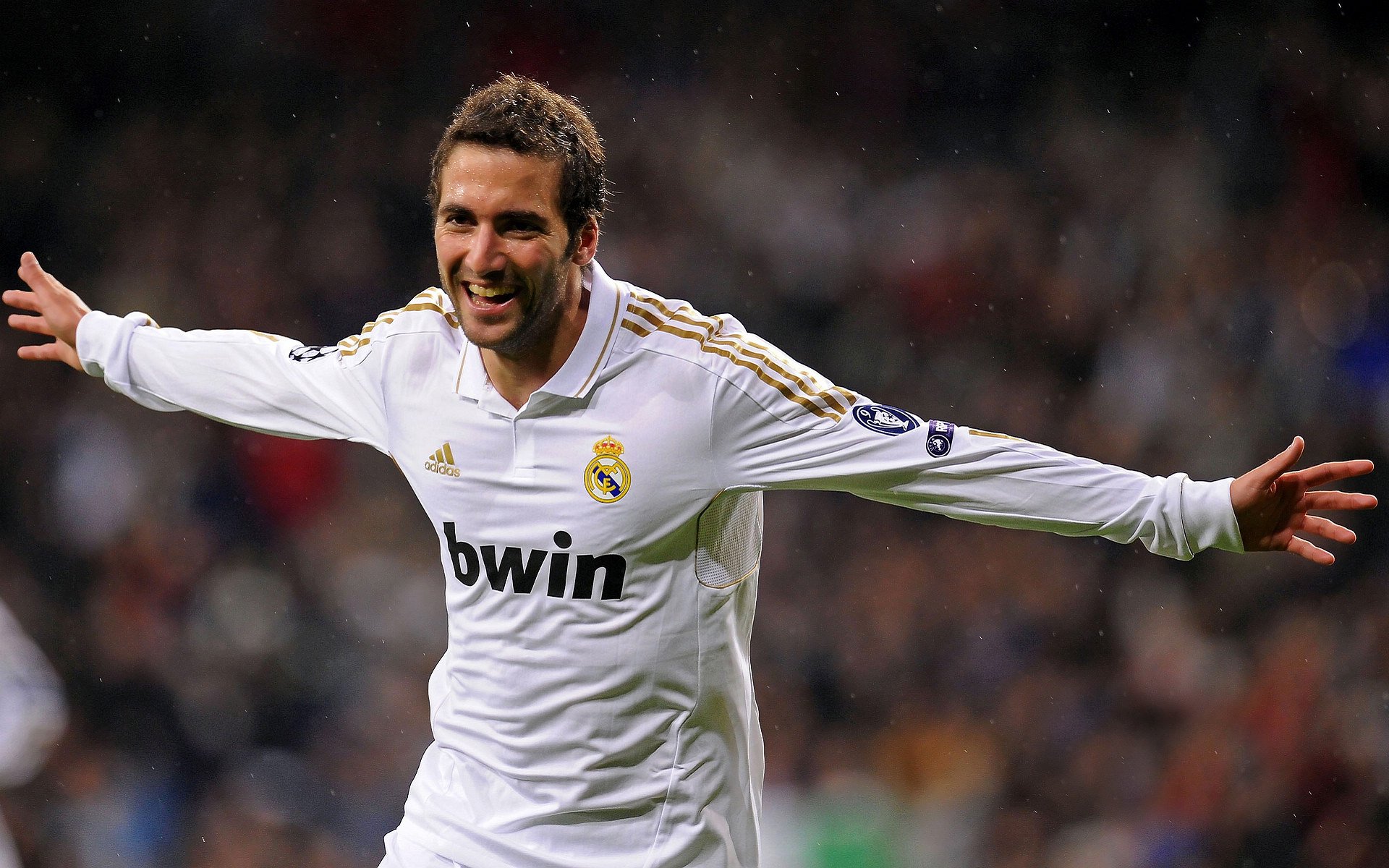 东决关键战之夜，阿劳霍高光表现点燃全场