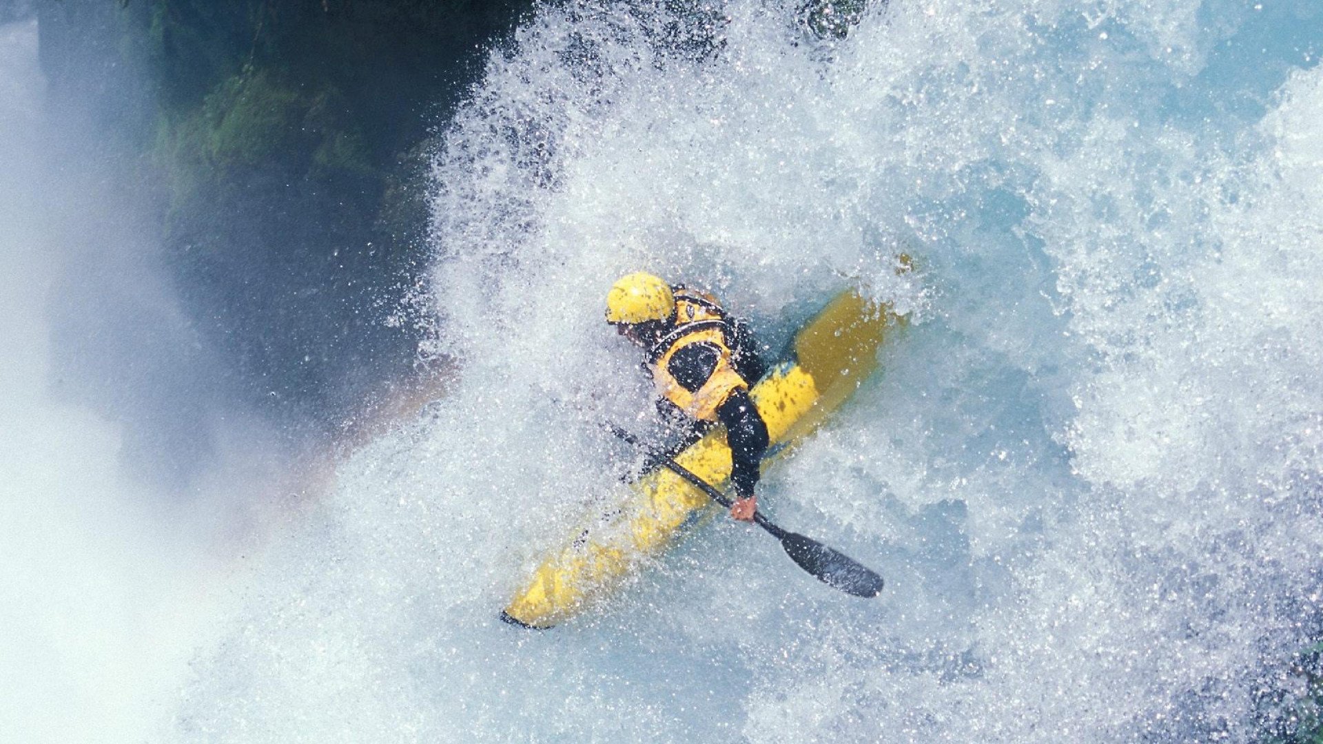 塞恩斯一锤定音，雷诺战术完胜索伯，唯一性胜利背后的关键抉择